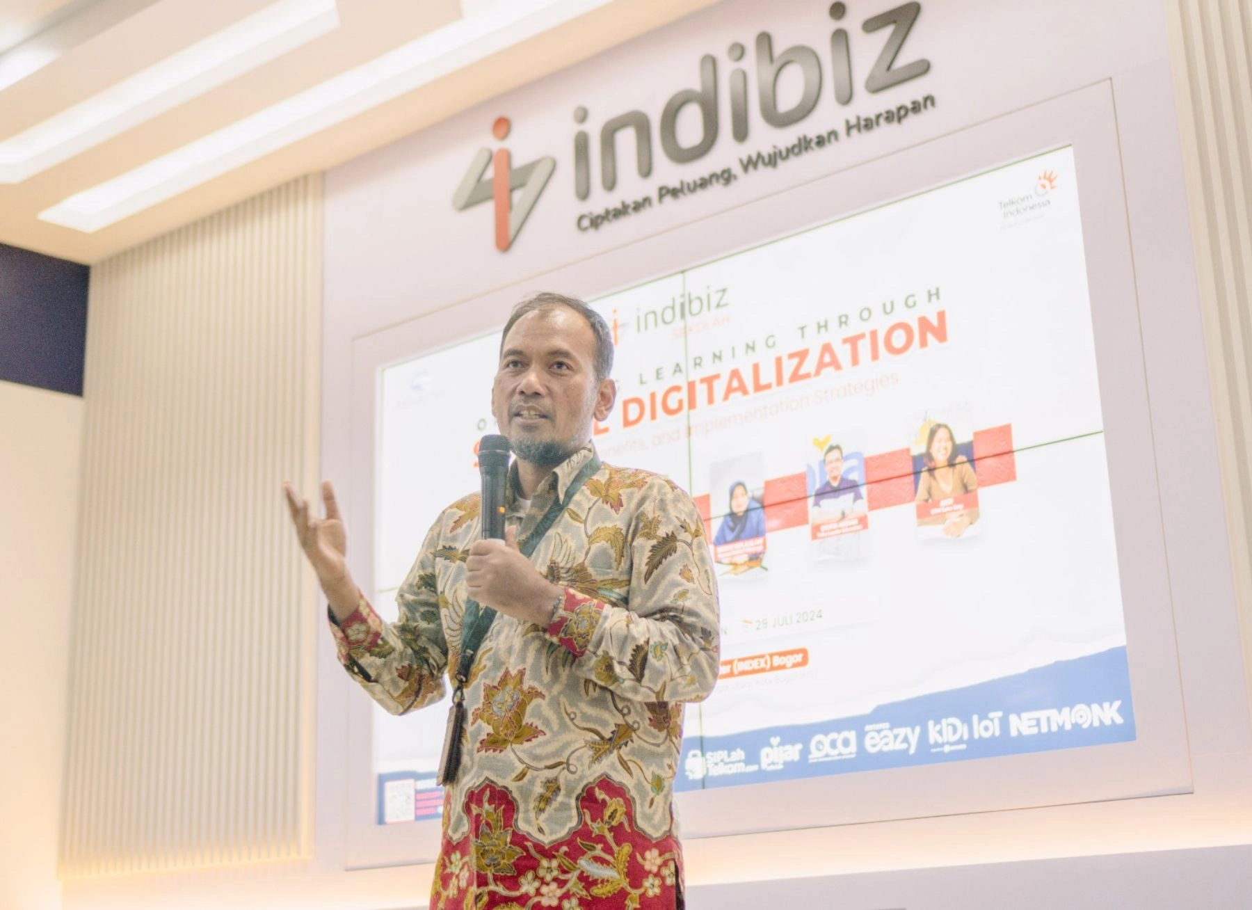 Telkom Dukung Digitalisasi Sekolah Melalui Platform SIPLah